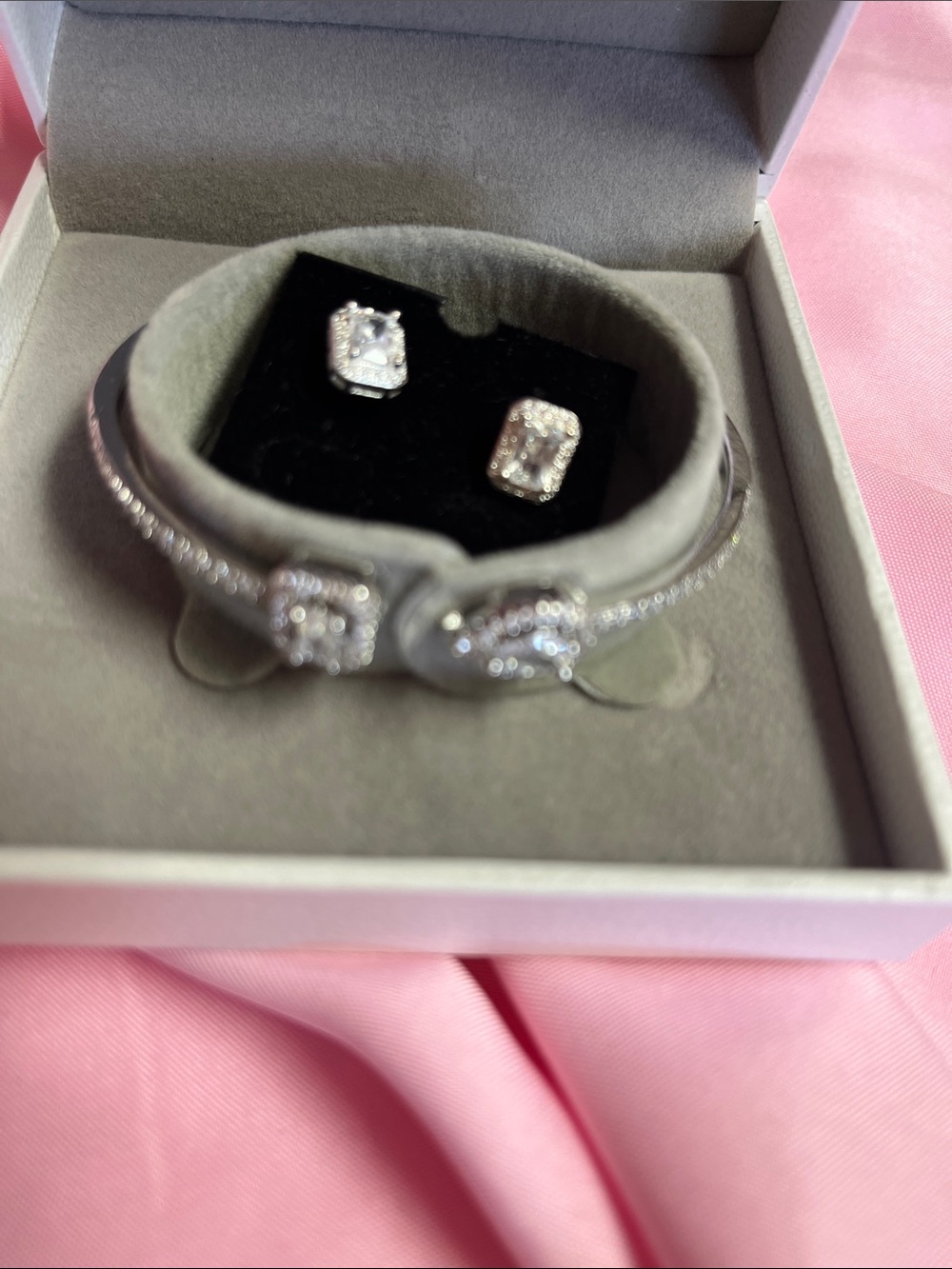 Silver Crystal Halo Stud Earrings - Elegant Women Jewelry bracelet set